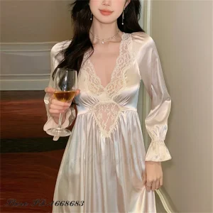 chemise de nuit manches longues satinée